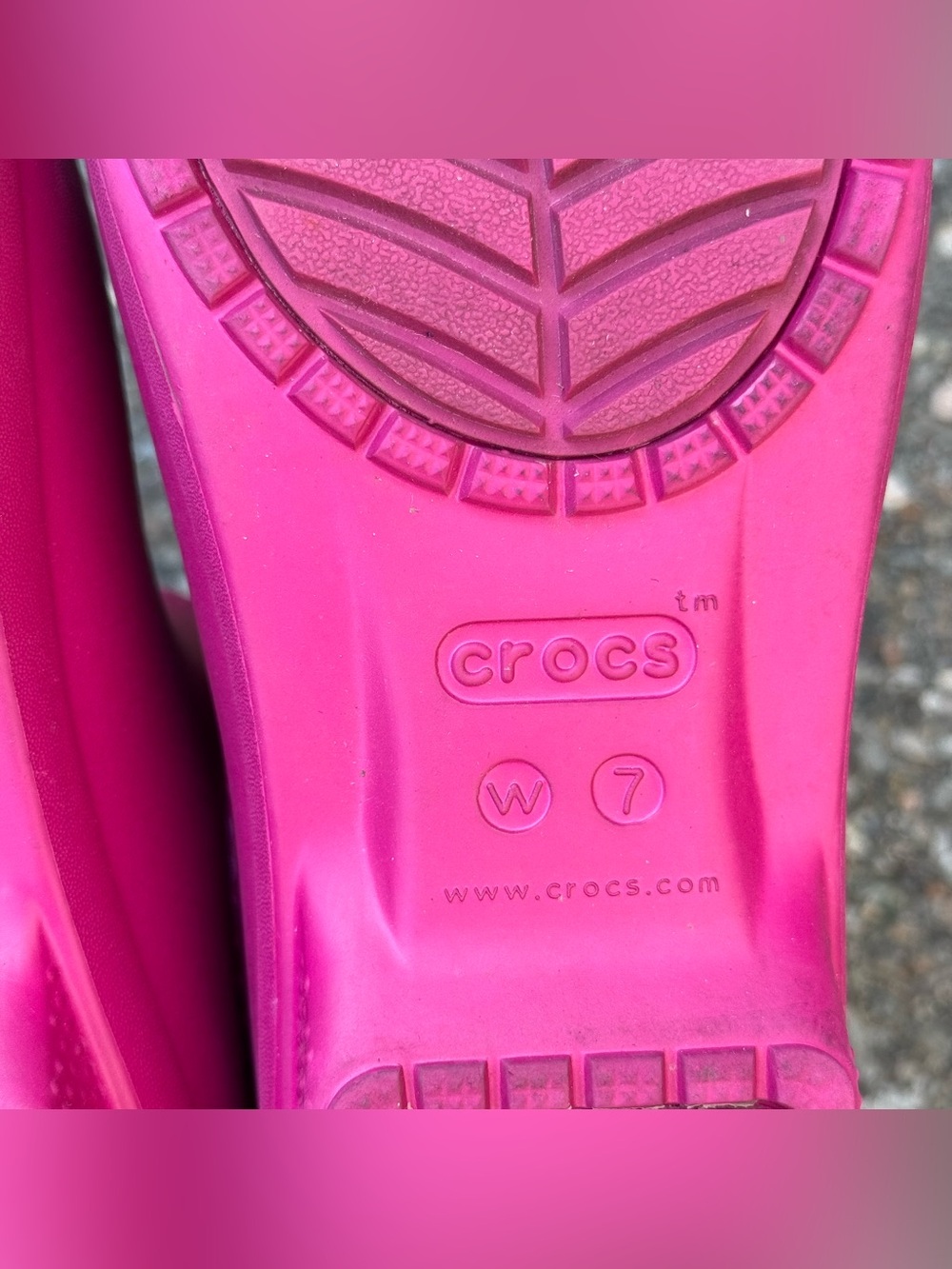 Crocs Freesail Chelsea Ankle Rain Boots Women's Size 7 Pink Waterproof Pull On - Picture 9 of 9